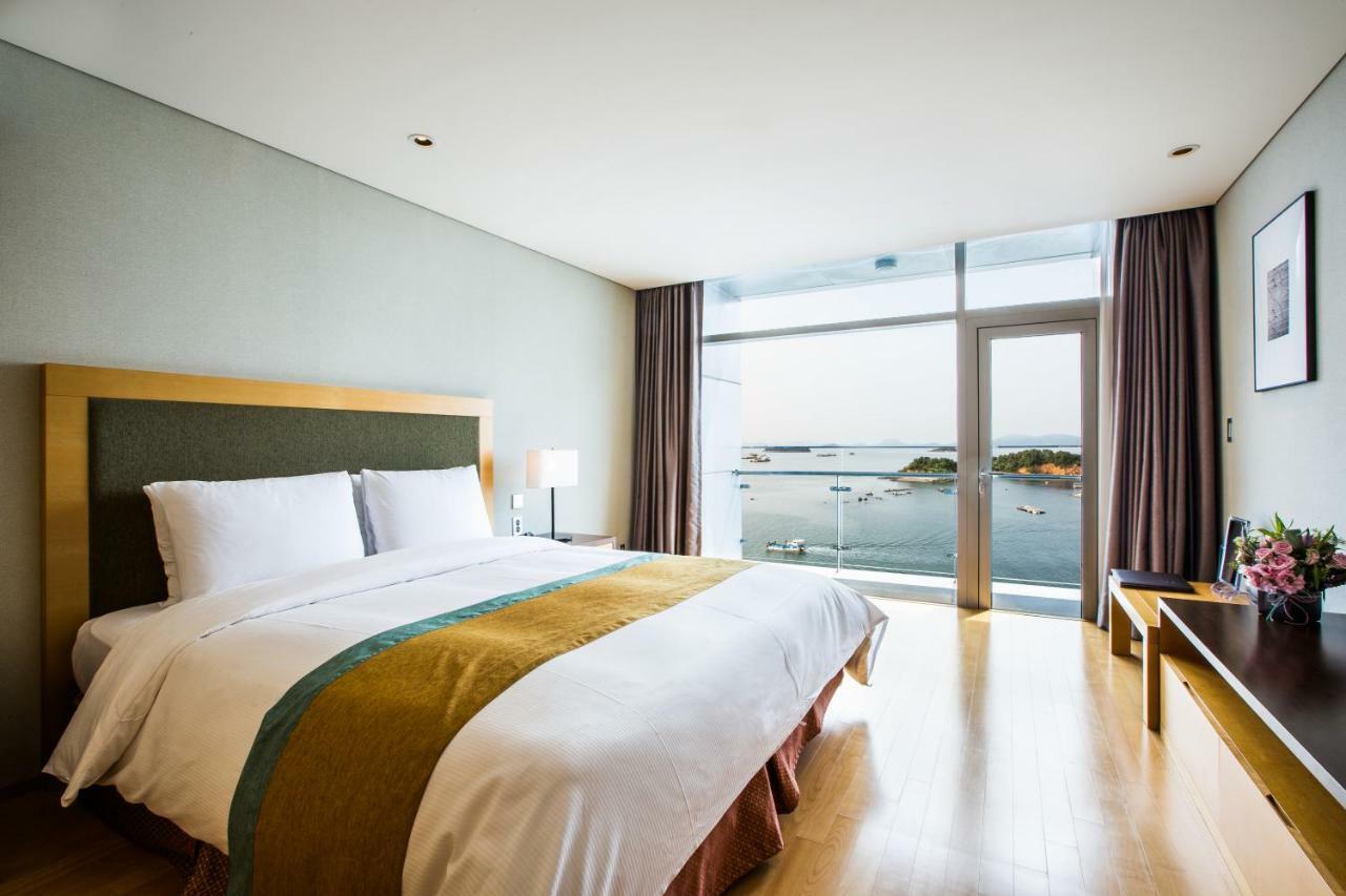 Hidden Bay Hotel Yeosu Exterior foto